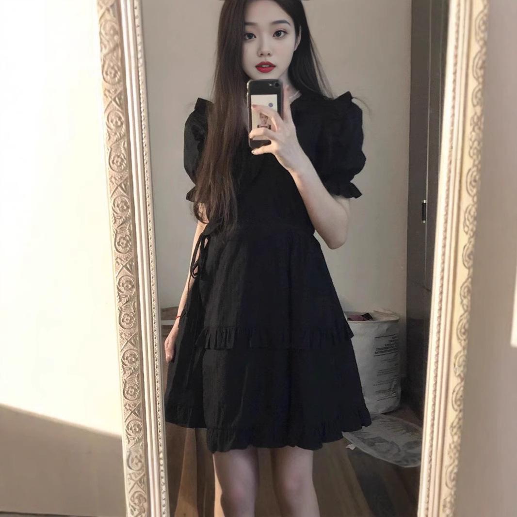 Retro Korean Little Black Dress with Ruffle Trim and Doll Collar for a Slimming Fit Extra Large
Retro Korean Little Black Dress with Ruffle Trim and Doll Collar for a Slimming Fit Extra Large