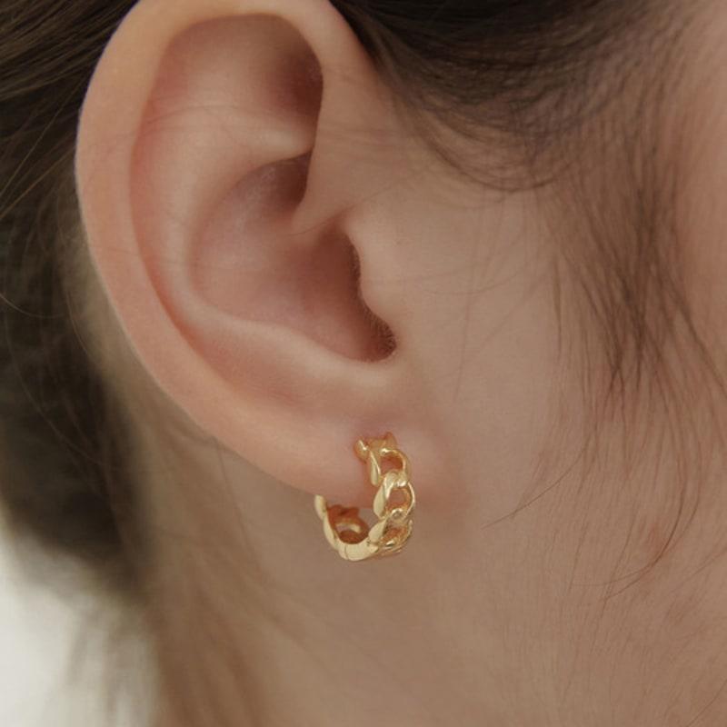 TATIANA Braided Hoop Earrings EC3122 Gold Plated
TATIANA Braided Hoop Earrings EC3122 Gold Plated