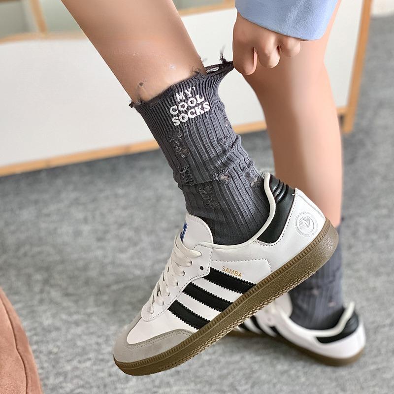 Women s Autumn and Winter Mid-top Sweat-absorbing and Odor-proof Long Socks, Spring and Autumn Style Pile Socks, Women s Solid-color Cotton Socks 1 pair
Women s Autumn and Winter Mid-top Sweat-absorbing and Odor-proof Long Socks, Spring and Autumn Style Pile Socks, Women s Solid-color Cotton Socks 1 pair