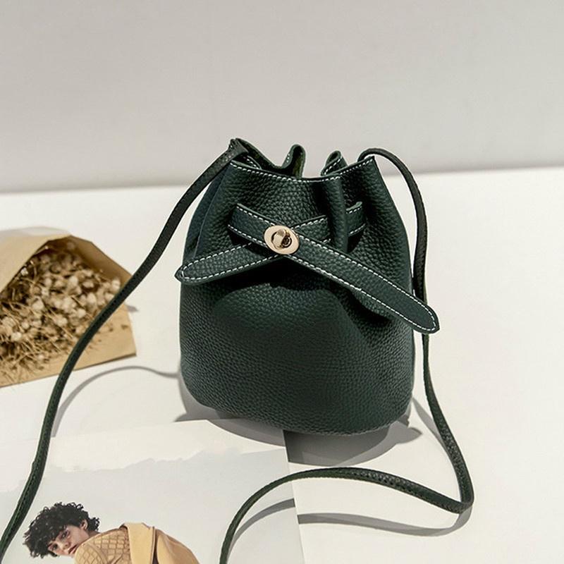 Новые простые сумки-ведра для женщин, женские сумки из искусственной кожи, маленькая сумка через плечо зелёный
Новые простые сумки-ведра для женщин, женские сумки из искусственной кожи, маленькая сумка через плечо зелёный