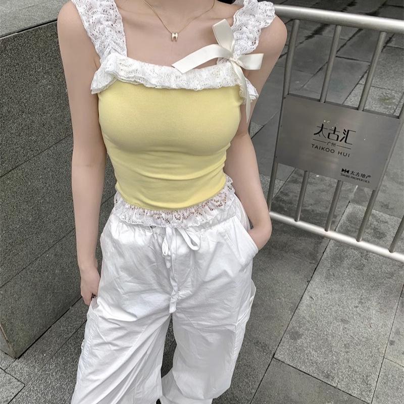 Sultry Yellow Lace-Trim Off-Shoulder Camisole Tank for Women One Size - Premium Version
Sultry Yellow Lace-Trim Off-Shoulder Camisole Tank for Women One Size - Premium Version