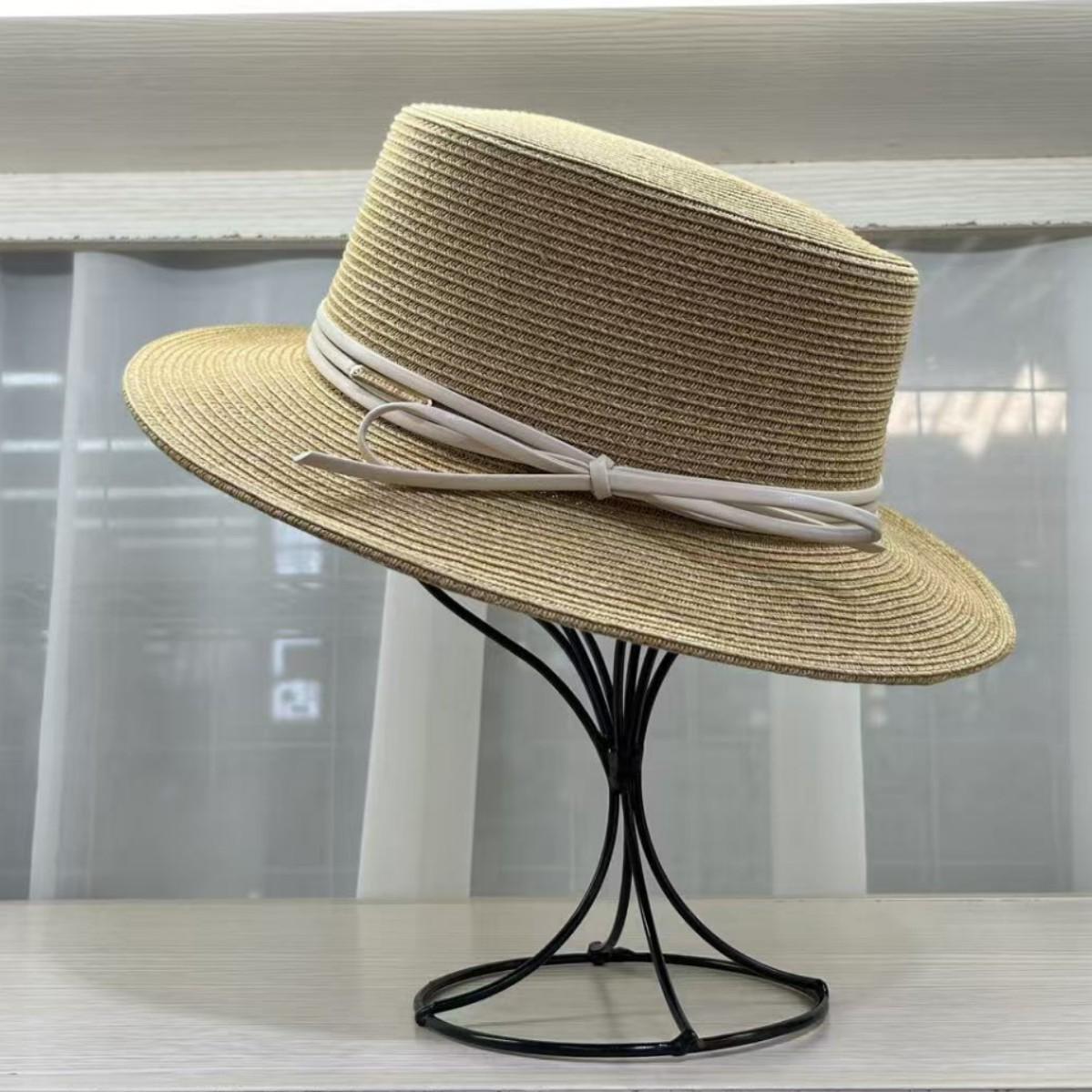 New French Top Hat Straw Temperament Leather Bow Flat Top Straw Hat Women s Summer Sun Hat Vacation Beach Hat M(55-58cm)
New French Top Hat Straw Temperament Leather Bow Flat Top Straw Hat Women s Summer Sun Hat Vacation Beach Hat M(55-58cm)