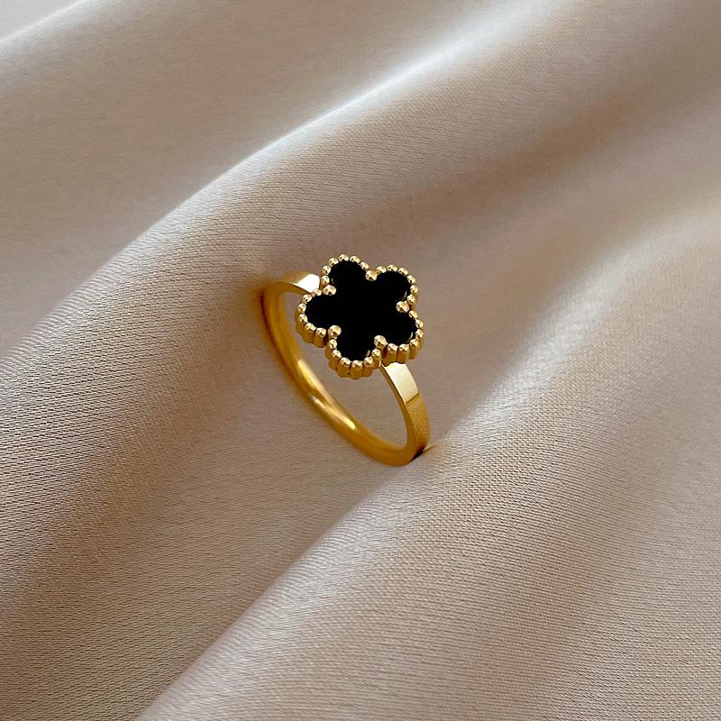 Delicate Stainless Steel Flower Ring For Women Romantic Plum Blossom Five Leaf Petal Finger Rings Fashion Aesthetic Jewelry Gift чорний
Delicate Stainless Steel Flower Ring For Women Romantic Plum Blossom Five Leaf Petal Finger Rings Fashion Aesthetic Jewelry Gift чорний