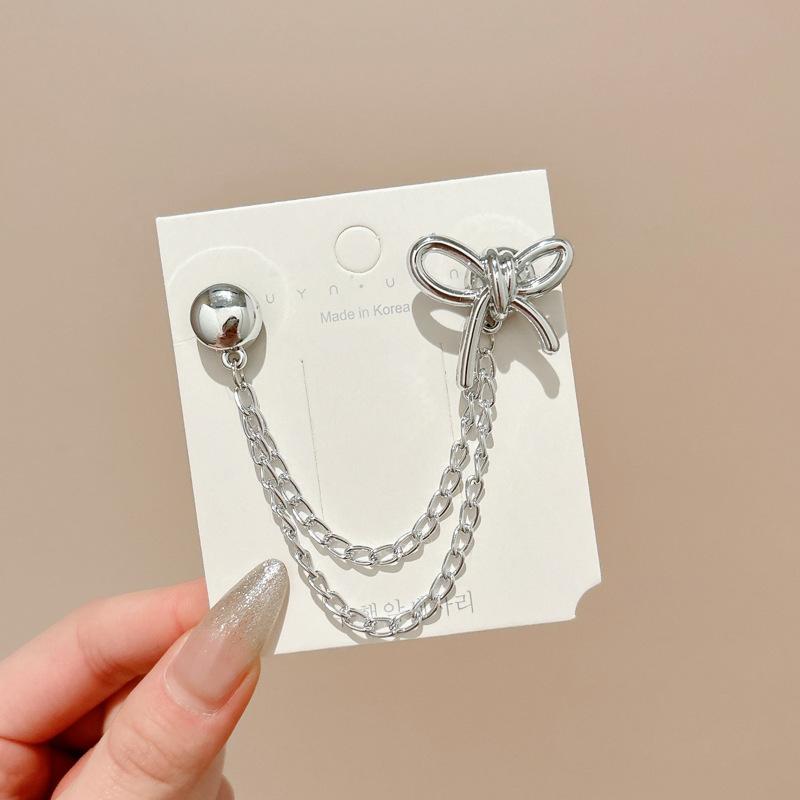 Fashion Cute Flower Heart Magnetic Clasp Tassel Anklets Trouser Leg Fixing Clip for Women Garment Regulator Accessories Jewelry
Fashion Cute Flower Heart Magnetic Clasp Tassel Anklets Trouser Leg Fixing Clip for Women Garment Regulator Accessories Jewelry