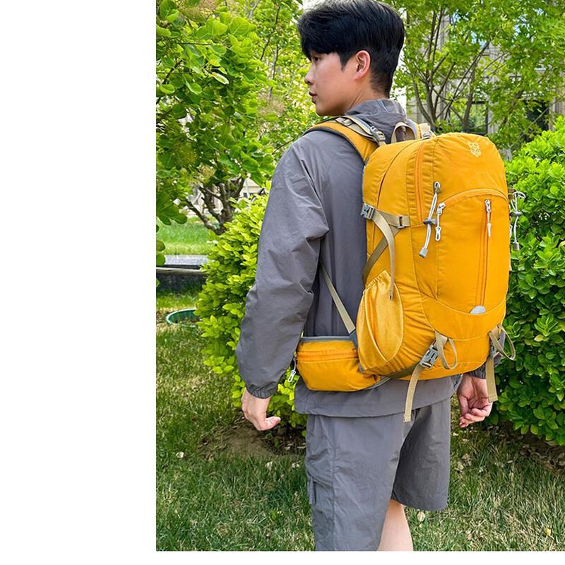 Lishen Outdoor Lightweight Hiking Backpack
Lishen Outdoor Lightweight Hiking Backpack