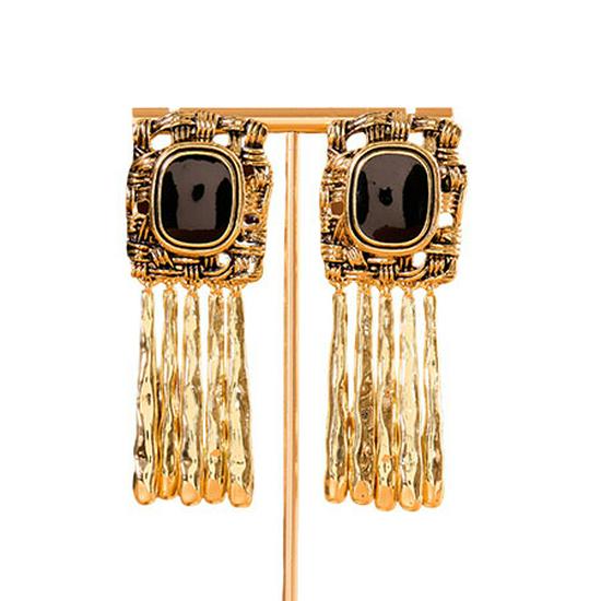 Серьги-кисточки из черного золота б/у с плетеной текстурой и отделкой черными драгоценными камнями.
Серьги-кисточки из черного золота б/у с плетеной текстурой и отделкой черными драгоценными камнями.