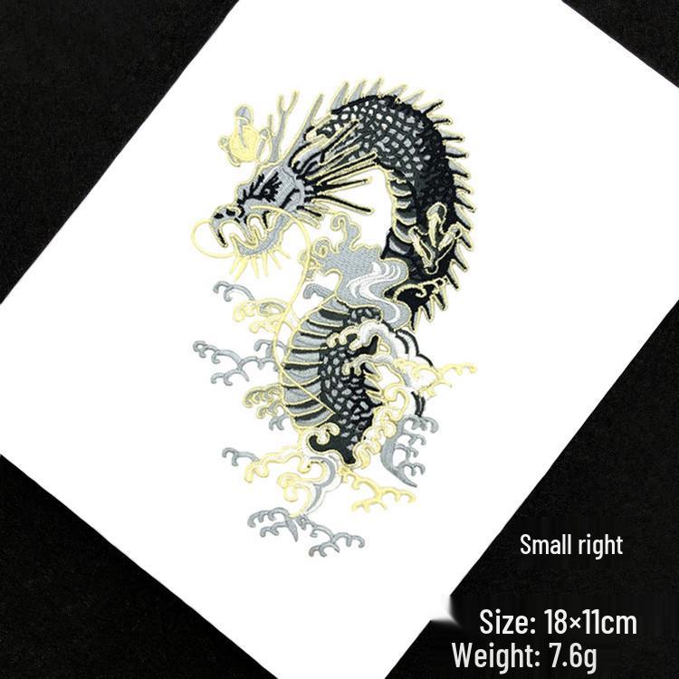 Вышитая термонашивка «Король Драконов» для мужской верхней одежды
Вышитая термонашивка «Король Драконов» для мужской верхней одежды