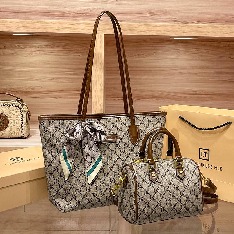Guangzhou Women s Large Capacity Floral Shoulder Tote Handbag 2025
Guangzhou Women s Large Capacity Floral Shoulder Tote Handbag 2025