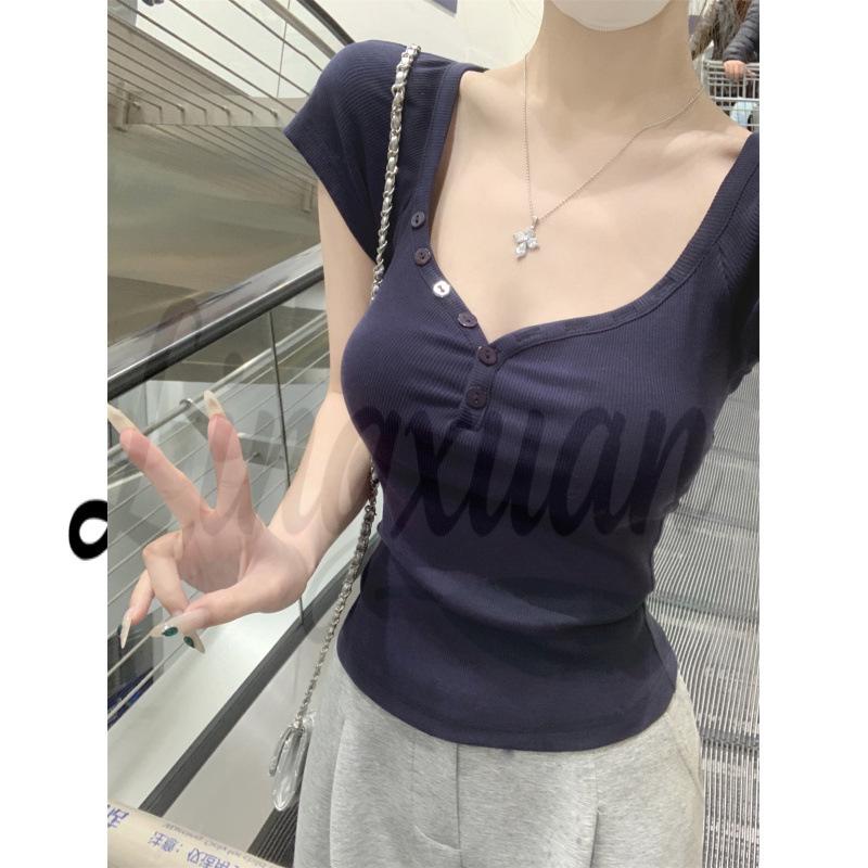 Heart-shaped Neck Button Design Short-sleeve Korean Style T-shirt XL темно-синього кольору
Heart-shaped Neck Button Design Short-sleeve Korean Style T-shirt XL темно-синього кольору
