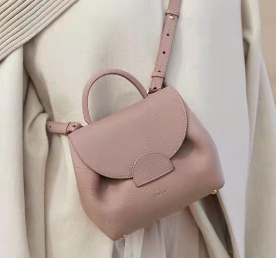 Light luxury high-end polene classic smiley face bag cowhide texture niche design single shoulder crossbody pig bag versatile
Light luxury high-end polene classic smiley face bag cowhide texture niche design single shoulder crossbody pig bag versatile