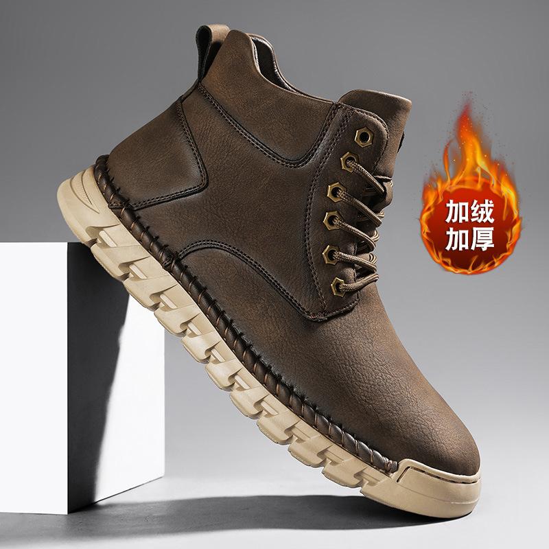 New men s outdoor leisure autumn tooling shoes are hot-selling in foreign trade, and genuine leather high-top Martin boots are popular. 46
New men s outdoor leisure autumn tooling shoes are hot-selling in foreign trade, and genuine leather high-top Martin boots are popular. 46