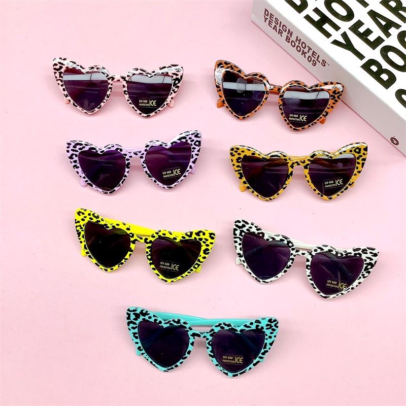 1 Pcs New Fashion Cute Heart Children S Sunglasses Leopard Trendy Baby Sunshade Goggles Uv400 Protection Eyeglasses
1 Pcs New Fashion Cute Heart Children S Sunglasses Leopard Trendy Baby Sunshade Goggles Uv400 Protection Eyeglasses