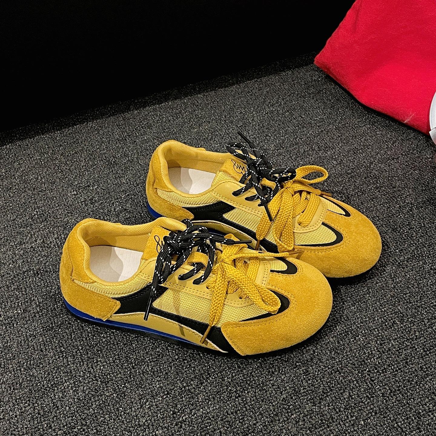 Женские тренировочные кроссовки на черной ретро-платформе для фанатов Queen, новинка осени 2025 года, универсальные низкие кеды для ношения с юбками 40 жёлтый
Женские тренировочные кроссовки на черной ретро-платформе для фанатов Queen, новинка осени 2025 года, универсальные низкие кеды для ношения с юбками 40 жёлтый