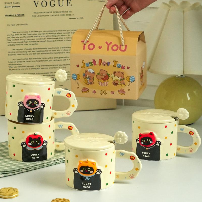High-Value Cat Ceramic With Lid Household Coffee Couple Cup Practical Souvenir Water Cup 401-500ml
High-Value Cat Ceramic With Lid Household Coffee Couple Cup Practical Souvenir Water Cup 401-500ml