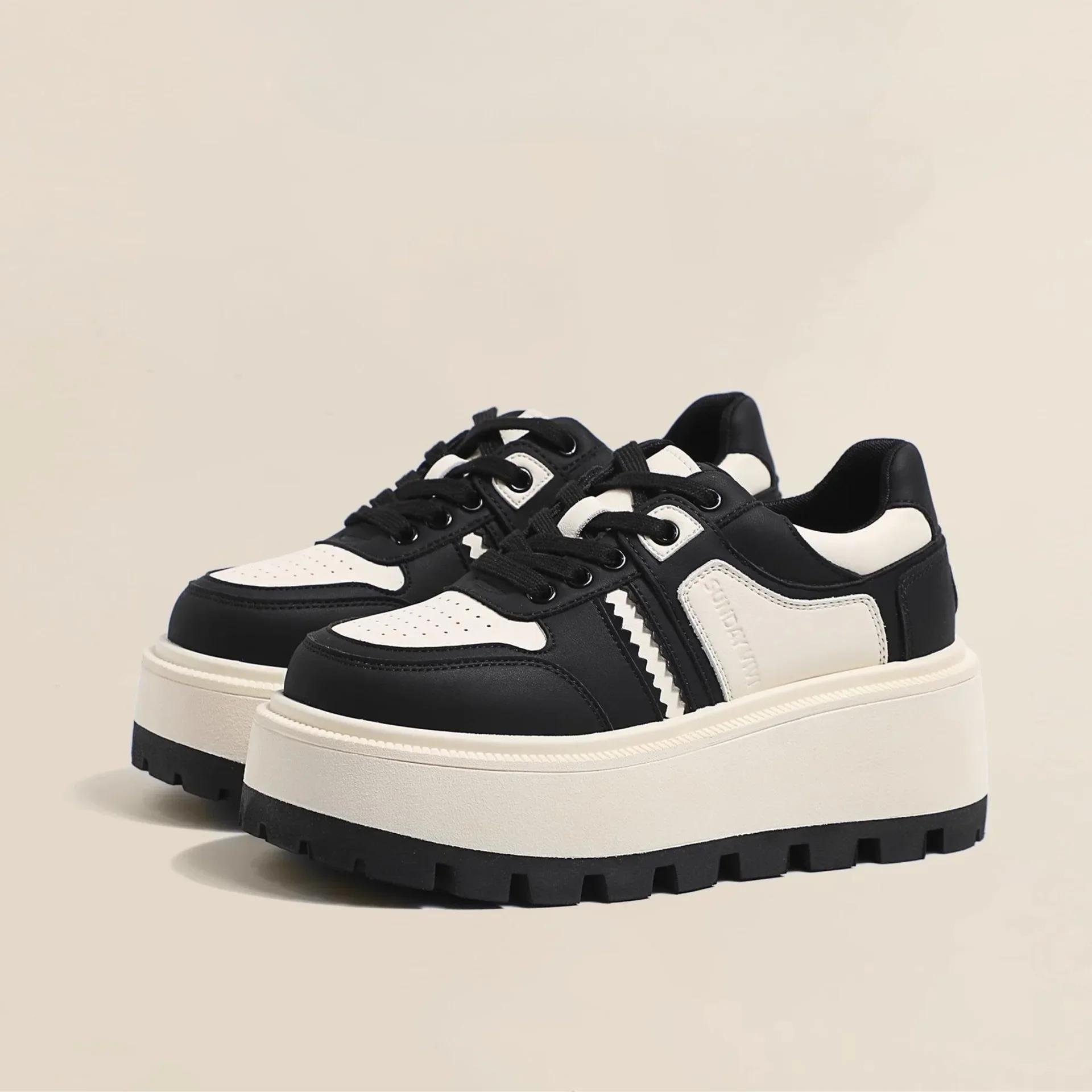 Женская спортивная обувь, модная толстая подошва, шнуровка, вулканизированная обувь, повседневная студенческая обувь, увеличивающая рост, обувь для пары, кроссовки 40 чёрный
Женская спортивная обувь, модная толстая подошва, шнуровка, вулканизированная обувь, повседневная студенческая обувь, увеличивающая рост, обувь для пары, кроссовки 40 чёрный