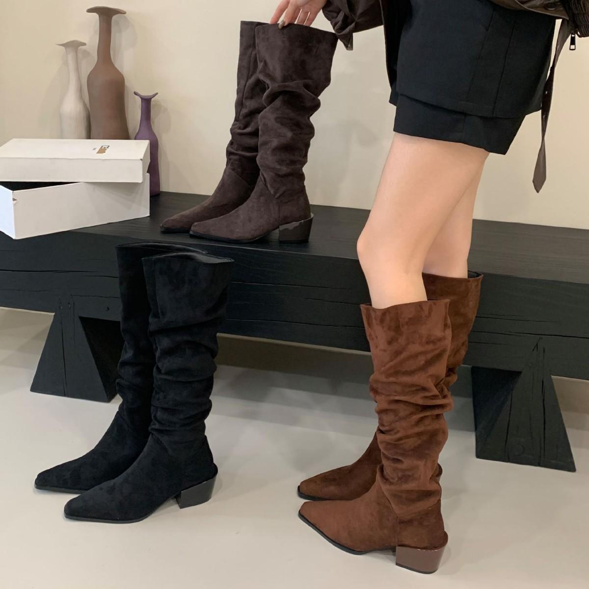 2025 new square head thick heel suede pile thick heel knight boots versatile Spice Girl nightclub women s boots 39 кофейный
2025 new square head thick heel suede pile thick heel knight boots versatile Spice Girl nightclub women s boots 39 кофейный