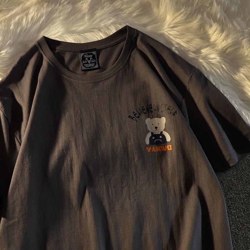 Plus Size American Retro Bear Graphic Unisex T-shirt - Loose Fit, Trendy Short Sleeve 3XL (for 156-170 Jin) темно-сірий
Plus Size American Retro Bear Graphic Unisex T-shirt - Loose Fit, Trendy Short Sleeve 3XL (for 156-170 Jin) темно-сірий