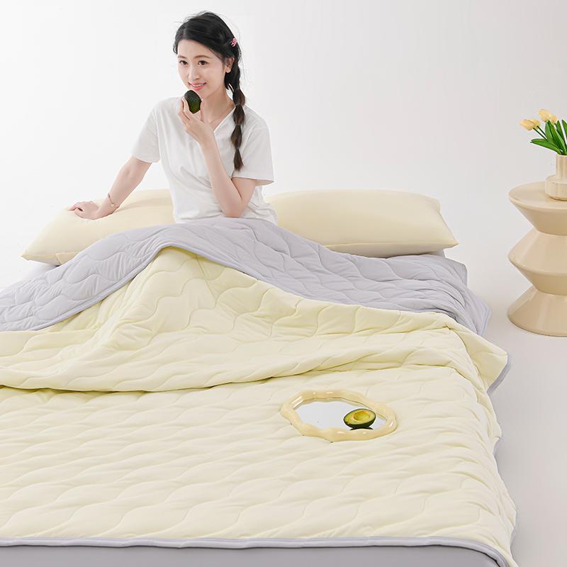 Новые цветочные весенне-летние одеяла мягкое удобное прохладное одеяло односпальное двуспальное стеганое дышащее одеяло-кондиционер 100x150cm Very Small
Новые цветочные весенне-летние одеяла мягкое удобное прохладное одеяло односпальное двуспальное стеганое дышащее одеяло-кондиционер 100x150cm Very Small