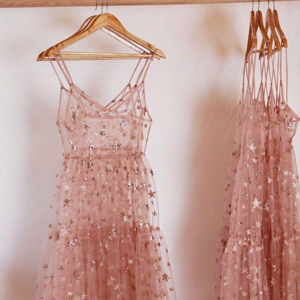Mesh Patchwork Lace Star Women Cover Up Summer Tulle Dress Spaghetti Straps V-Neck Sling Dress
Mesh Patchwork Lace Star Women Cover Up Summer Tulle Dress Spaghetti Straps V-Neck Sling Dress