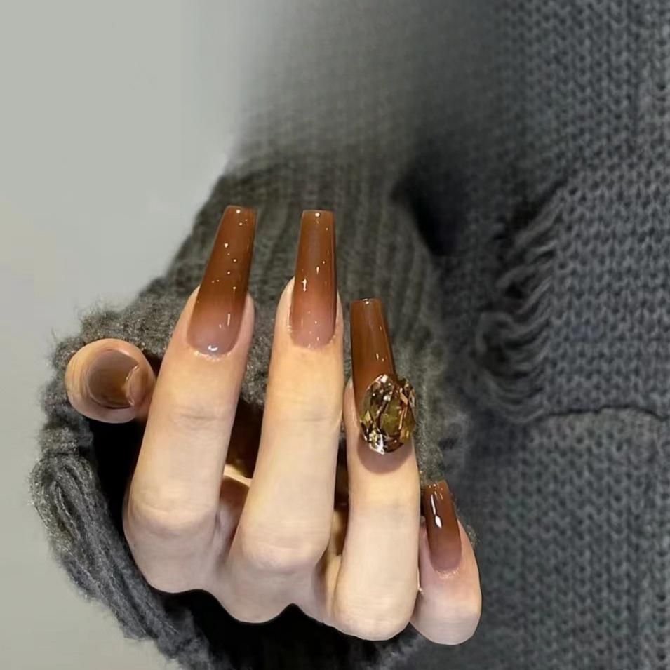 Pure Desire Champagne Diamond Wearable Nail Art T-Shaped Gradient Bling False Nail Tips
Pure Desire Champagne Diamond Wearable Nail Art T-Shaped Gradient Bling False Nail Tips