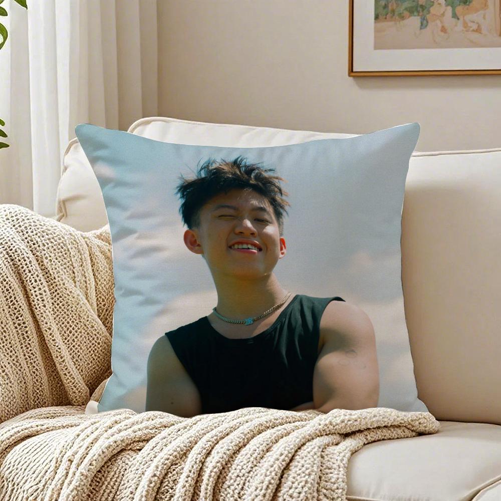Singer RRich Brian Cushion Cover Pillowcase Antidustmite living Room Sofa Decor Cushion Room 30X30cm
Singer RRich Brian Cushion Cover Pillowcase Antidustmite living Room Sofa Decor Cushion Room 30X30cm