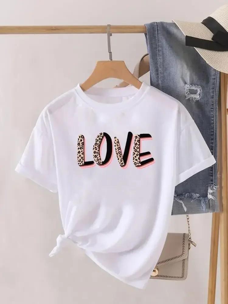 Cartoon Niche Design Sense T-shirt Tops Graphic T Shirts Love Cartoon Trend Clothing Pattern T-shirt Fashion Print Streetwear 4XL
Cartoon Niche Design Sense T-shirt Tops Graphic T Shirts Love Cartoon Trend Clothing Pattern T-shirt Fashion Print Streetwear 4XL
