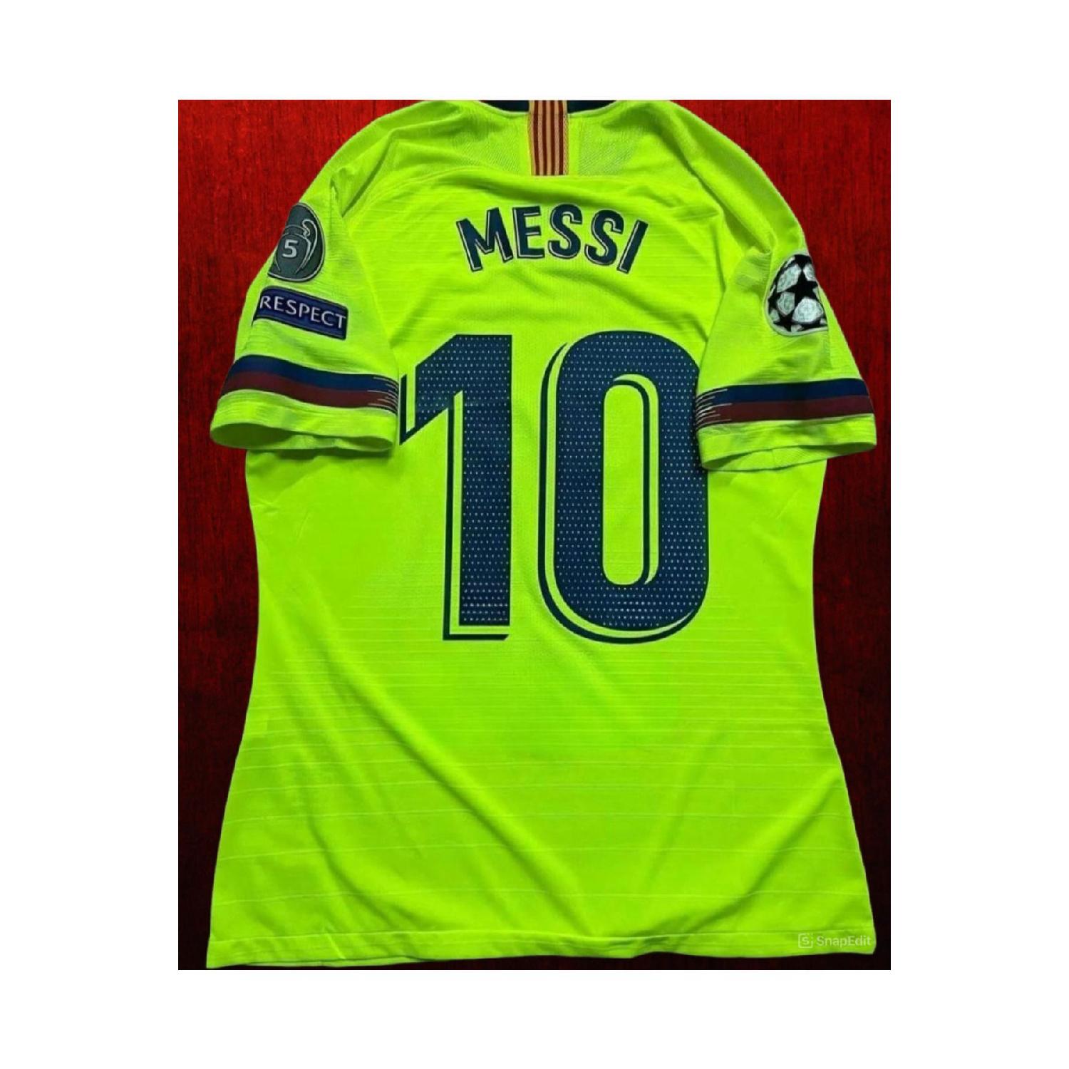 Зеленая футболка Месси в стиле ретро 10 2XL чистый
Зеленая футболка Месси в стиле ретро 10 2XL чистый