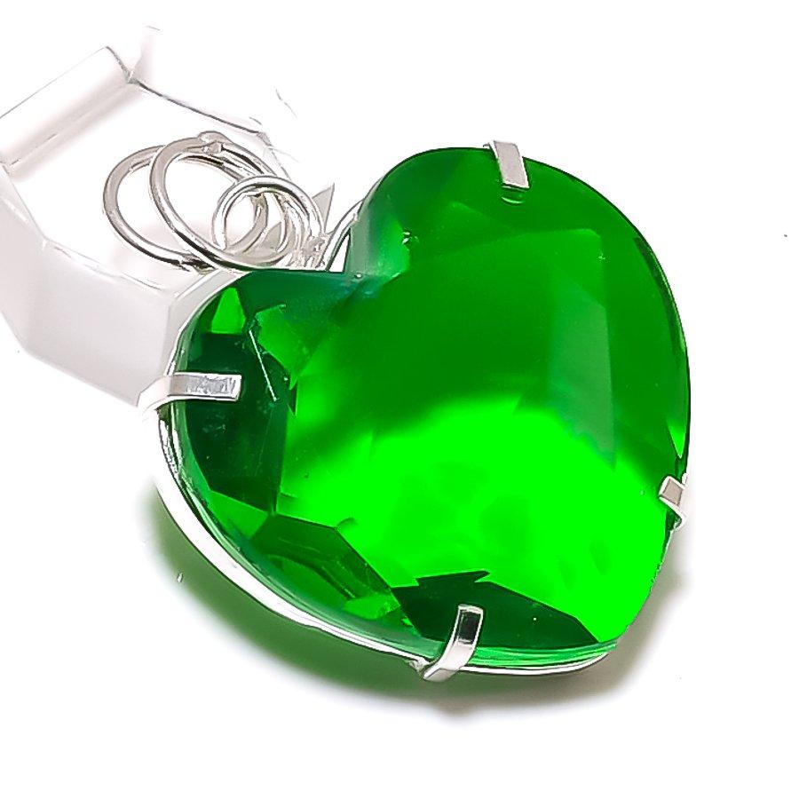 Natural Peridot Gemstone Handmade 925 Sterling Silver Jewelry Pendant 1.77 d9h76
Natural Peridot Gemstone Handmade 925 Sterling Silver Jewelry Pendant 1.77 d9h76