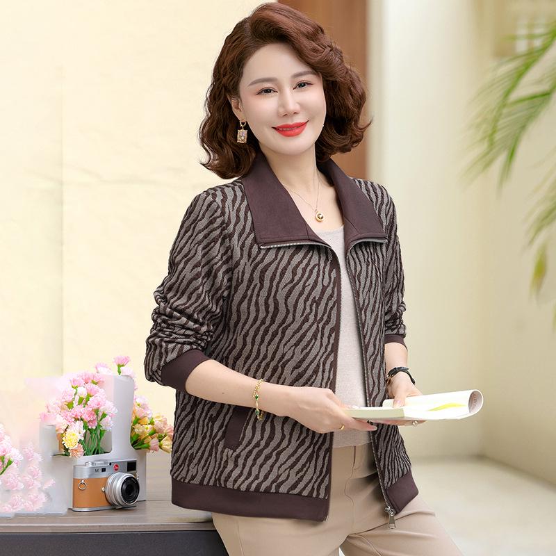 Middle-aged Women s Striped Long-sleeve Turn-down Collar Casual Jacket for Spring and Autumn 2XL for 110-125 jin
Middle-aged Women s Striped Long-sleeve Turn-down Collar Casual Jacket for Spring and Autumn 2XL for 110-125 jin