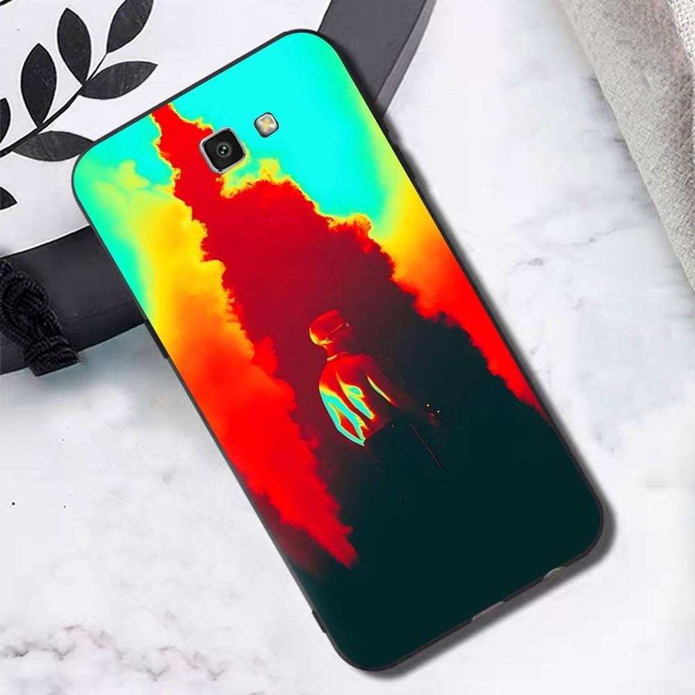 Singer M-Mora Phone Case For Samsung S 9 10 20 21 22 23 30 23 24 plus lite Ultra FE S10lite Fundas Samsung S30 plus 5G
Singer M-Mora Phone Case For Samsung S 9 10 20 21 22 23 30 23 24 plus lite Ultra FE S10lite Fundas Samsung S30 plus 5G