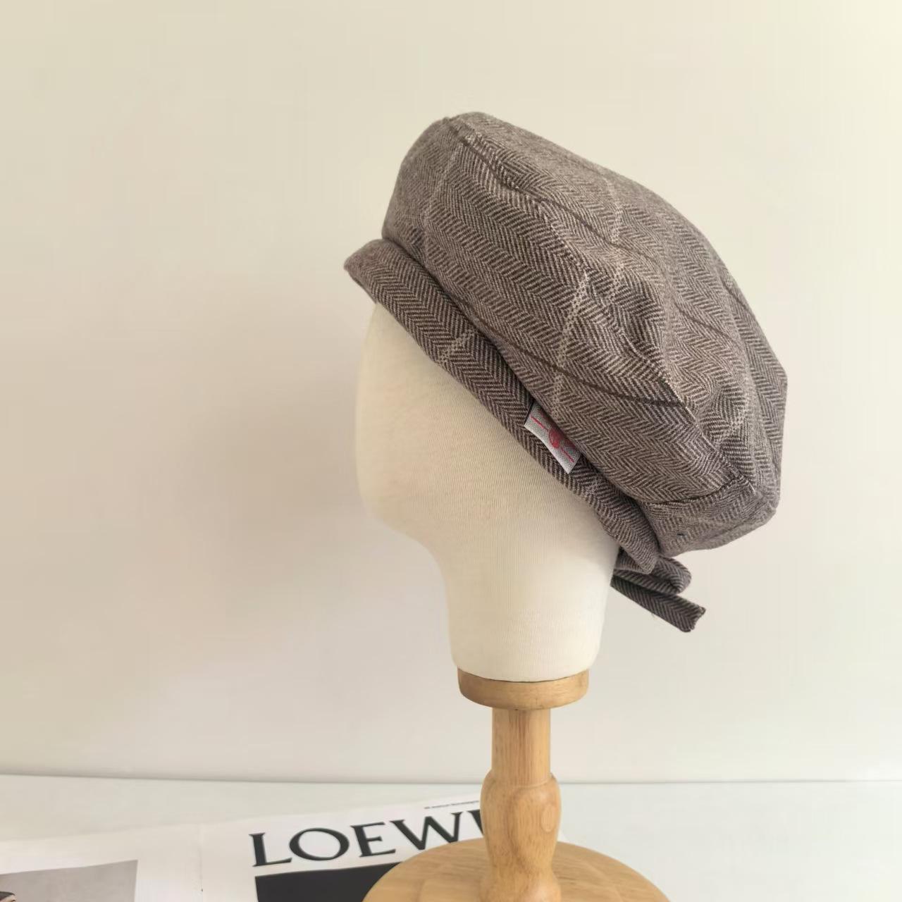 Ранняя осень, новый ретро с универсальной клетчатой шляпой художника, женский литературный шерстяной берет в клетку Мори M(56-58cm)
Ранняя осень, новый ретро с универсальной клетчатой шляпой художника, женский литературный шерстяной берет в клетку Мори M(56-58cm)