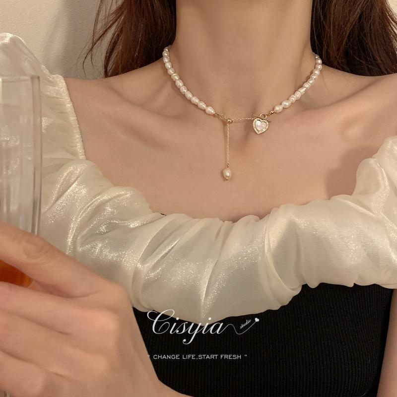 Cisyia Baroque Freshwater Pearl Necklace Collarbone Chain Light Luxury Niche High-End Love Neck Chain Women S Summer
Cisyia Baroque Freshwater Pearl Necklace Collarbone Chain Light Luxury Niche High-End Love Neck Chain Women S Summer