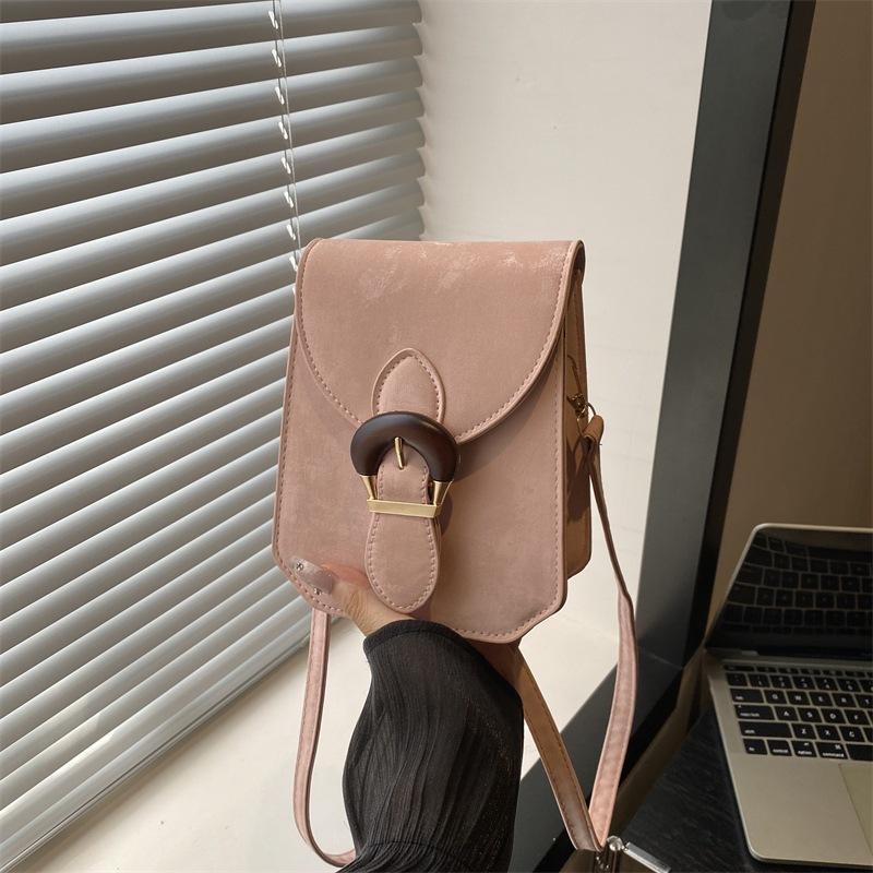 Нишевая 2025 лето новый тренд мода ретро принт плечо темперамент универсальная сумка-мессенджер для мобильного телефона розовый
Нишевая 2025 лето новый тренд мода ретро принт плечо темперамент универсальная сумка-мессенджер для мобильного телефона розовый