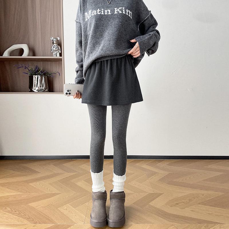 Women s Gray Wool Anti-Exposure Shark Skin Skirt & Pants Set - Winter 2025 Collection XL
Women s Gray Wool Anti-Exposure Shark Skin Skirt & Pants Set - Winter 2025 Collection XL