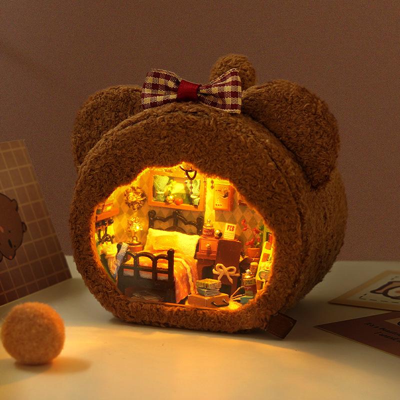 Tian Yu DIY Dollhouse Plush Family - Creative Handmade Winter House Model Toy, Perfect for New Year and Birthday Gifts.
Tian Yu DIY Dollhouse Plush Family - Creative Handmade Winter House Model Toy, Perfect for New Year and Birthday Gifts.