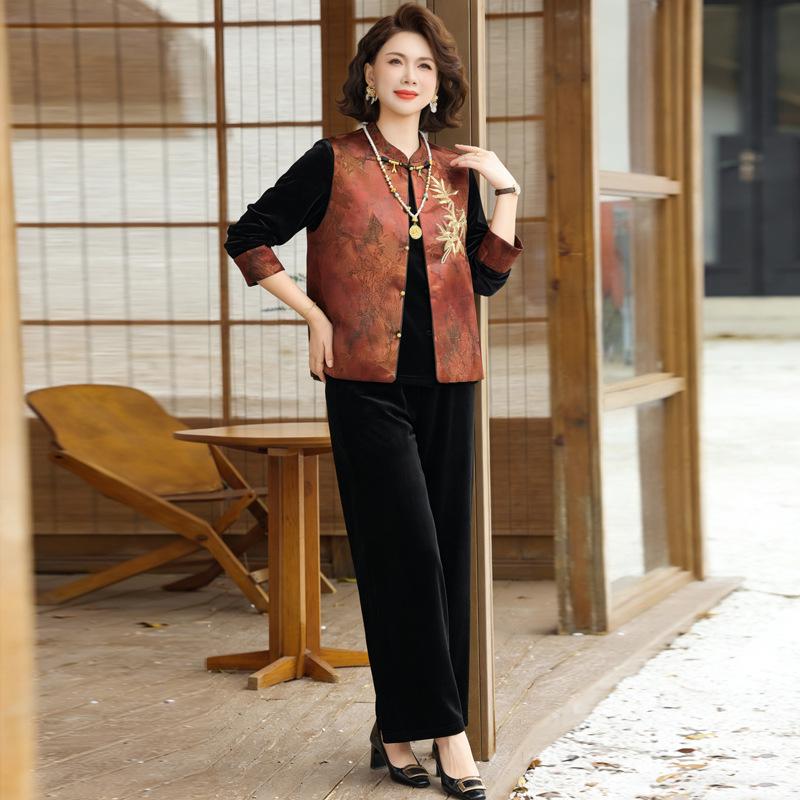Mom s Golden Velvet Tang Suit: 2026 Style for Middle-Aged & Elderly Women 4XL (135-145 lbs)
Mom s Golden Velvet Tang Suit: 2026 Style for Middle-Aged & Elderly Women 4XL (135-145 lbs)