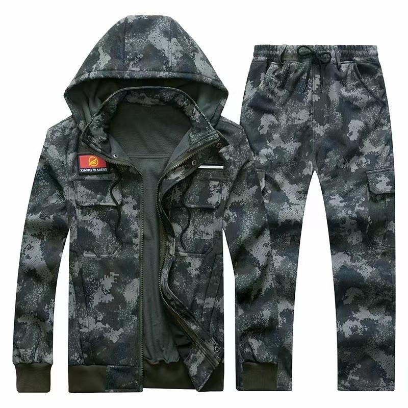 Velvet Thickened Outdoor Warm Suit Camouflage Waterproof Overalls Men s Cold-proof Wear-resistant Dirt-resistant Jacket 175 yards recommended 125-140 kg
Velvet Thickened Outdoor Warm Suit Camouflage Waterproof Overalls Men s Cold-proof Wear-resistant Dirt-resistant Jacket 175 yards recommended 125-140 kg