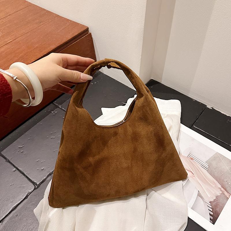 Autumn and Winter Vintage Women Suede Leather Handbags Solid Color Simple Casual Commuter Bag Retro Handbag Female Purse Handbag
Autumn and Winter Vintage Women Suede Leather Handbags Solid Color Simple Casual Commuter Bag Retro Handbag Female Purse Handbag