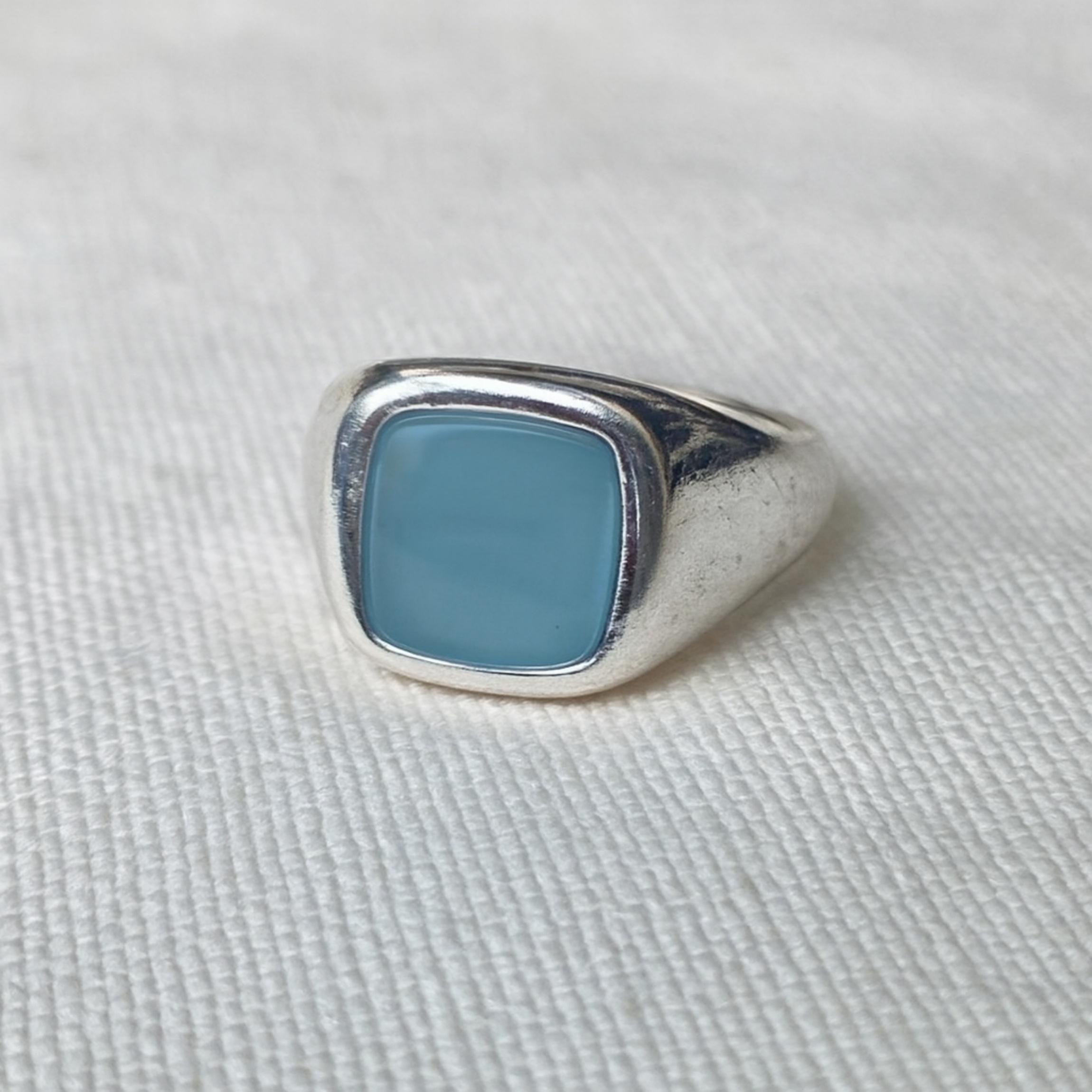 Перстень с аквахалцедоном, Кольцо из стерлингового серебра 925 пробы, Ювелирные изделия ручной работы с драгоценными камнями, Мужское женское кольцо 12 серебряный
Перстень с аквахалцедоном, Кольцо из стерлингового серебра 925 пробы, Ювелирные изделия ручной работы с драгоценными камнями, Мужское женское кольцо 12 серебряный