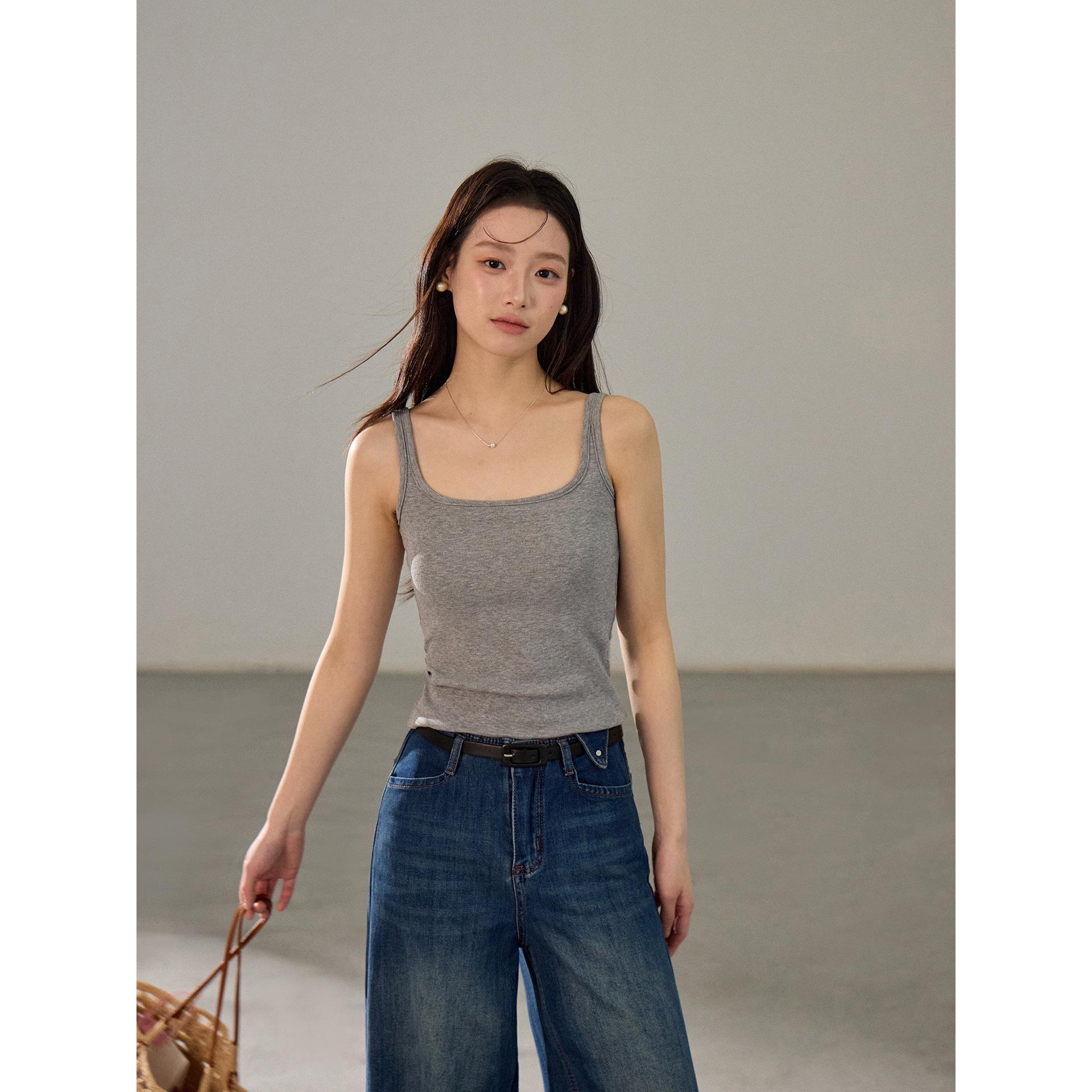 Ge Ming Double Shoulder Strap Bra Pad Vest for Women - Spring Camisole SG003 One Size (85-125 cm) хізер сірий колір
Ge Ming Double Shoulder Strap Bra Pad Vest for Women - Spring Camisole SG003 One Size (85-125 cm) хізер сірий колір