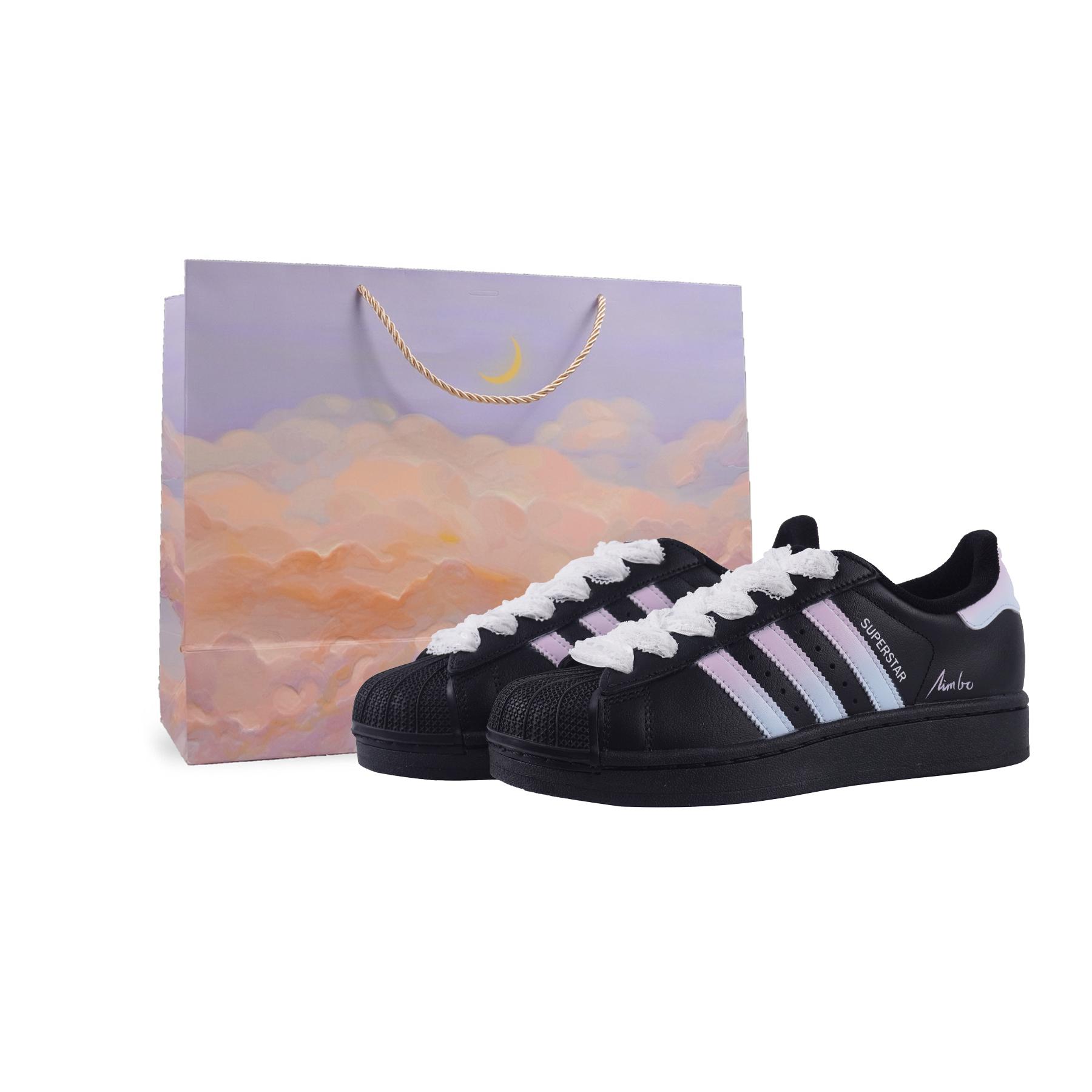 Adidas Originals SUPERSTAR Abrasion Resistant Low top Skateboard Shoes Unisex Black GW6931(Team41-S-BOX) 35⅔
Adidas Originals SUPERSTAR Abrasion Resistant Low top Skateboard Shoes Unisex Black GW6931(Team41-S-BOX) 35⅔