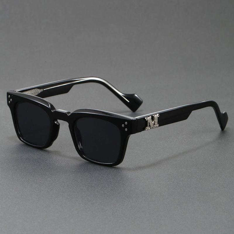 New Fashion Luxury Brand Designer Square Sunglasses Men Women 2026 Letter Vintage Elegant Shades Glasses Trendy Party Sunglasses
New Fashion Luxury Brand Designer Square Sunglasses Men Women 2026 Letter Vintage Elegant Shades Glasses Trendy Party Sunglasses