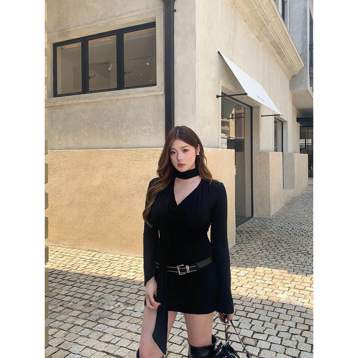 2026 American Spicy Girl Autumn Chic Black Bodycon Mini Dress with Long Sleeves: Niche Design for Women L
2026 American Spicy Girl Autumn Chic Black Bodycon Mini Dress with Long Sleeves: Niche Design for Women L