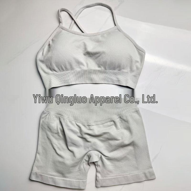 Dfyne Seamless Criss-Cross Nylon Sports Bra & Yoga Shorts Set Extra Small
Dfyne Seamless Criss-Cross Nylon Sports Bra & Yoga Shorts Set Extra Small