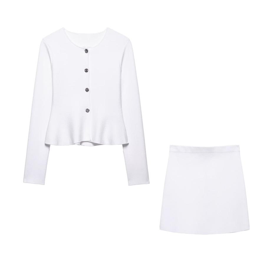 Spring/Summer 2025 Women s Set: Fine-Needle Round Neck Jacket & Casual Short Skirt Small грязно-белый
Spring/Summer 2025 Women s Set: Fine-Needle Round Neck Jacket & Casual Short Skirt Small грязно-белый