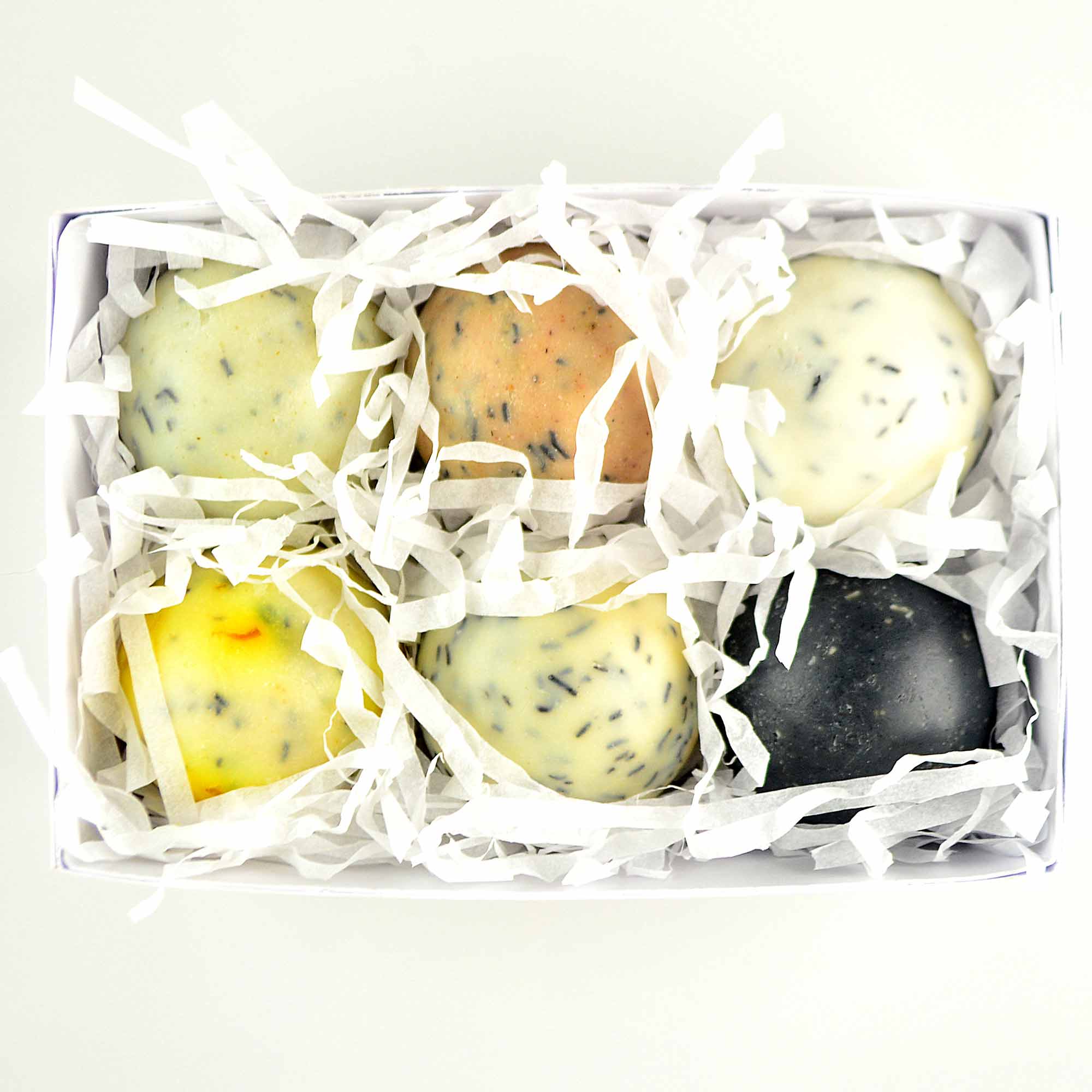 Saffron Soaps for women, Savon for Dry Skin - Натуральное вегетарианское косметическое мыло для нежной кожи с оливковым, кокосовым и увлажняющими органическими эфирными маслами. 1 Box (48g × 6 Soap)
Saffron Soaps for women, Savon for Dry Skin - Натуральное вегетарианское косметическое мыло для нежной кожи с оливковым, кокосовым и увлажняющими органическими эфирными маслами. 1 Box (48g × 6 Soap)
