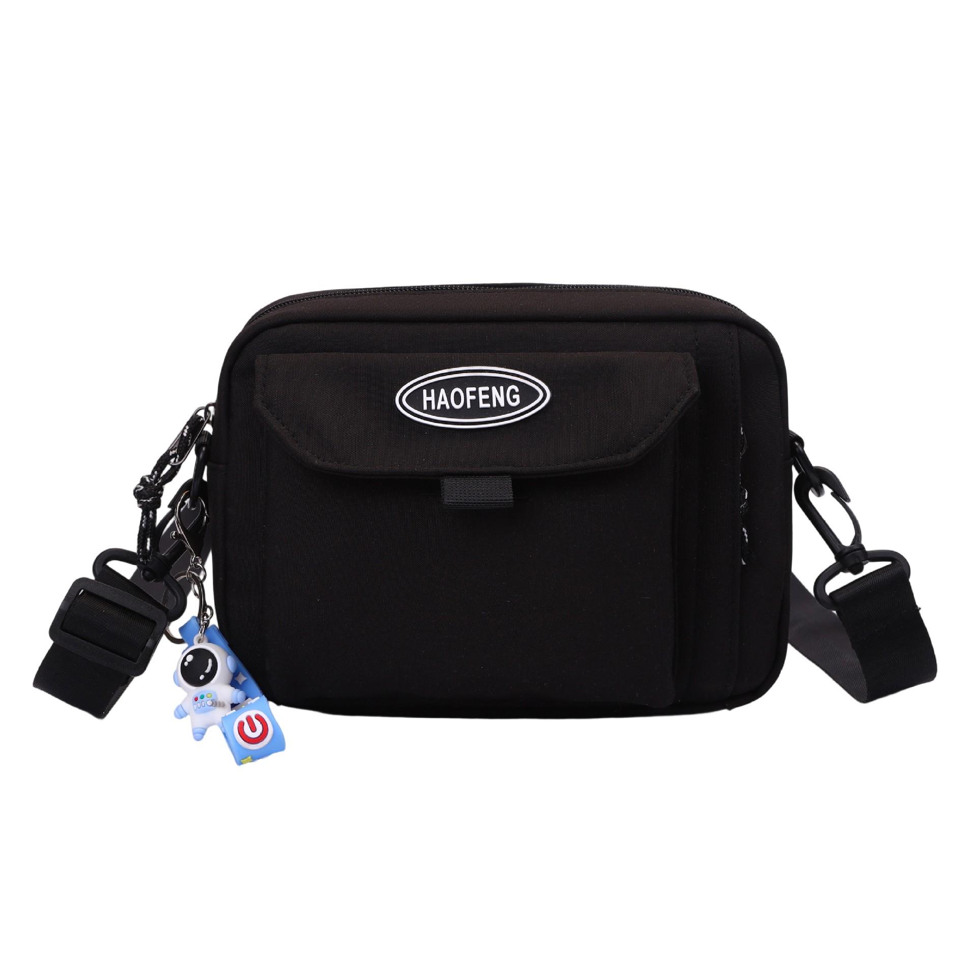 Unisex Sporty Crossbody Bag: Casual Japanese & Korean Style, Single Shoulder or Small Backpack for Middle School Students чорний
Unisex Sporty Crossbody Bag: Casual Japanese & Korean Style, Single Shoulder or Small Backpack for Middle School Students чорний