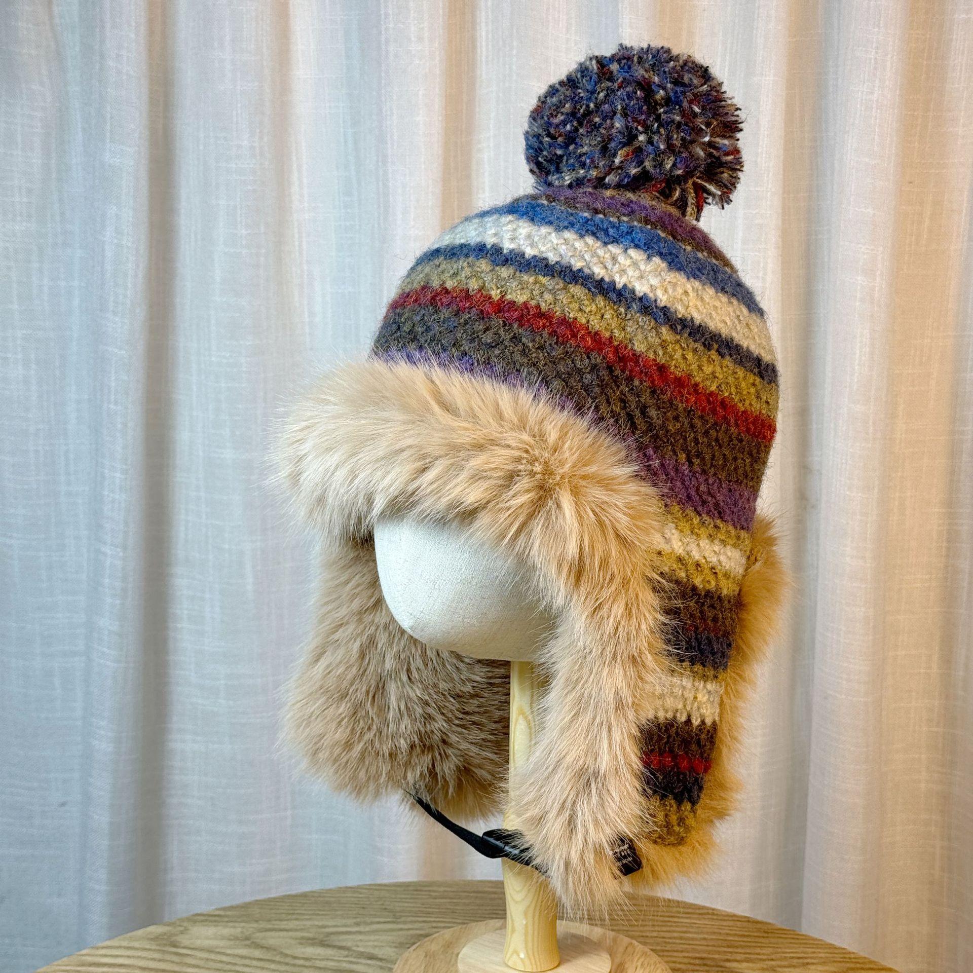 Радужная полосатая плюшевая шапка с защитой ушей для женщин на осень и зиму, утолщенная, с плюшевой подкладкой, шапка-ушанка, северо-восточная, холодостойкая, вязаная шапка-пуловер one size
Радужная полосатая плюшевая шапка с защитой ушей для женщин на осень и зиму, утолщенная, с плюшевой подкладкой, шапка-ушанка, северо-восточная, холодостойкая, вязаная шапка-пуловер one size