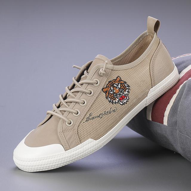 Распродажа, парусиновая мужская обувь, обувь с вышивкой «Тигр», мужские повседневные лоферы, классическая черно-белая обувь без шнуровки, мужские дизайнерские кроссовки 44 хаки
Распродажа, парусиновая мужская обувь, обувь с вышивкой «Тигр», мужские повседневные лоферы, классическая черно-белая обувь без шнуровки, мужские дизайнерские кроссовки 44 хаки