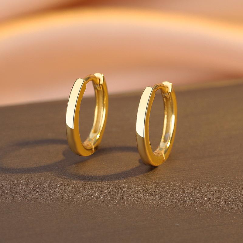 Simple Gold Plain Circle Glossy Earrings Light Luxury Luxury Single-Row Diamond Earrings Women S Simple And Versatile Earrings
Simple Gold Plain Circle Glossy Earrings Light Luxury Luxury Single-Row Diamond Earrings Women S Simple And Versatile Earrings